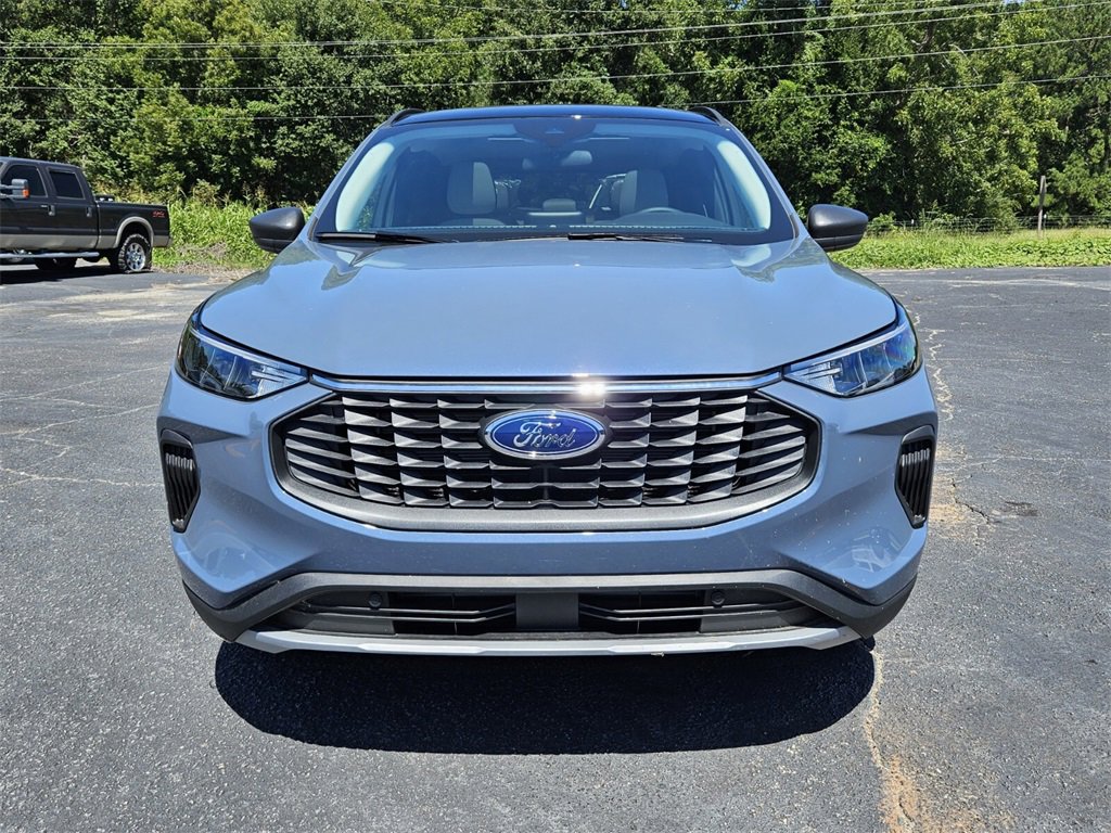 2025 Ford Escape Active photo 2