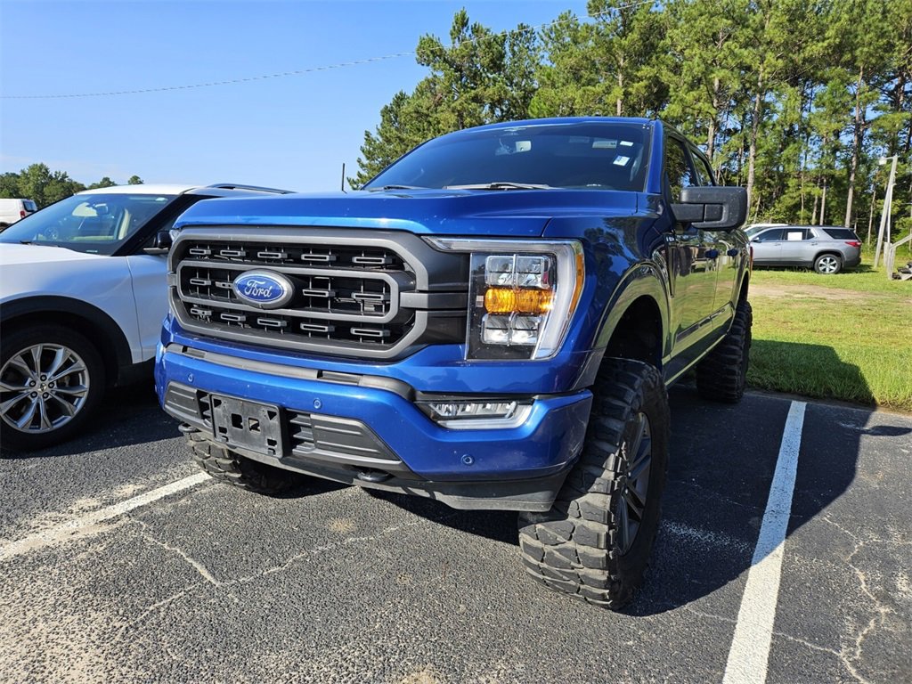 2023 Ford F-150 XLT photo 4