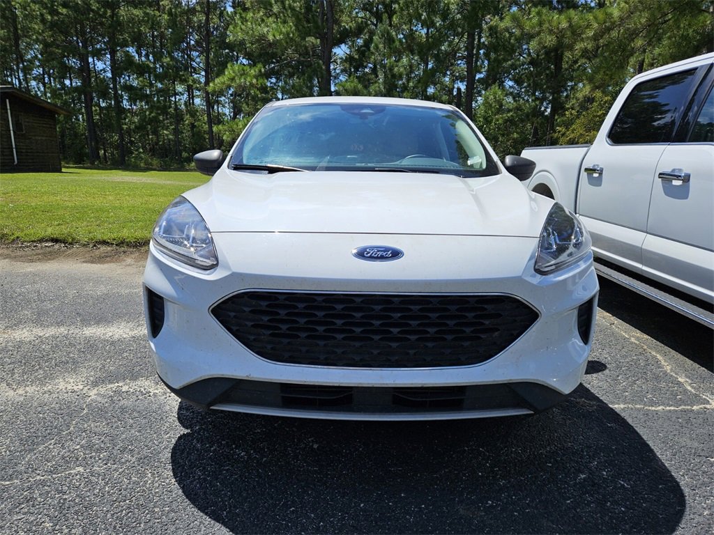 2022 Ford Escape SE photo 3