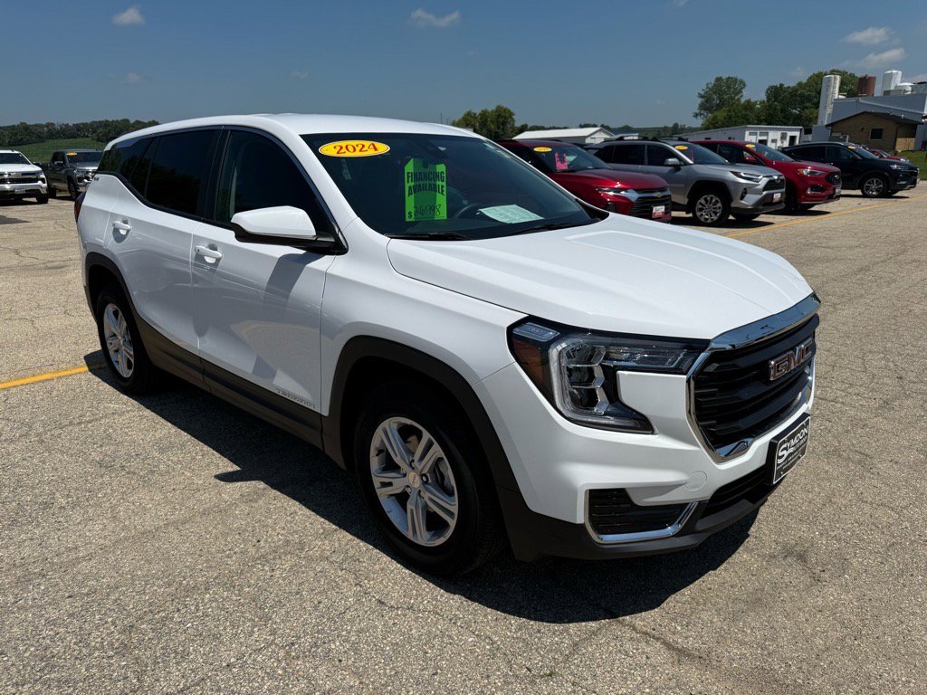 2024 Gmc Terrain SLE photo 2