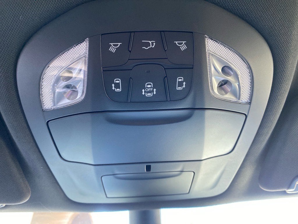 2026 Chrysler Pacifica Select - Photo 12