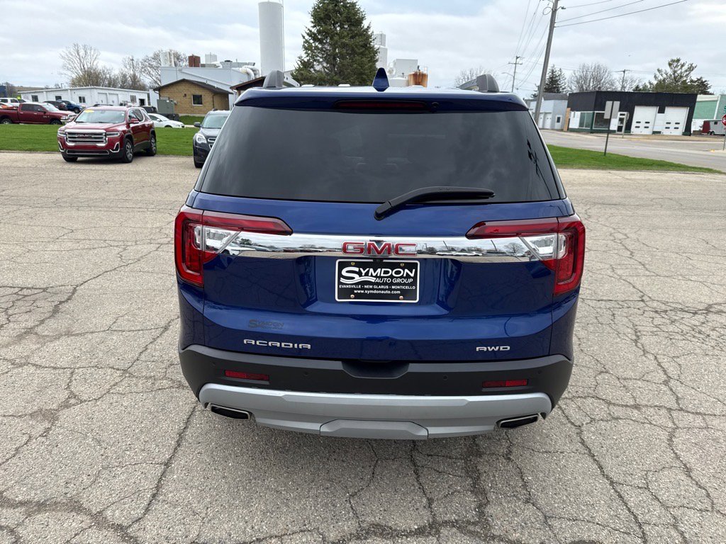 2023 Gmc Acadia SLE photo 4