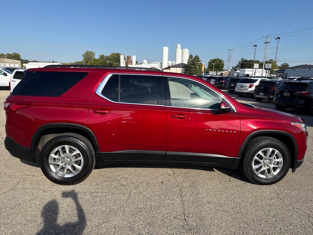 Used 2020 Chevrolet Traverse LT Cloth w/1LT SUV