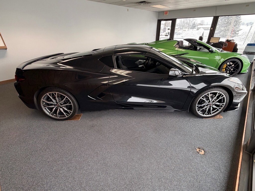 Used 2024 Chevrolet Corvette Stingray w/2LT Coupe