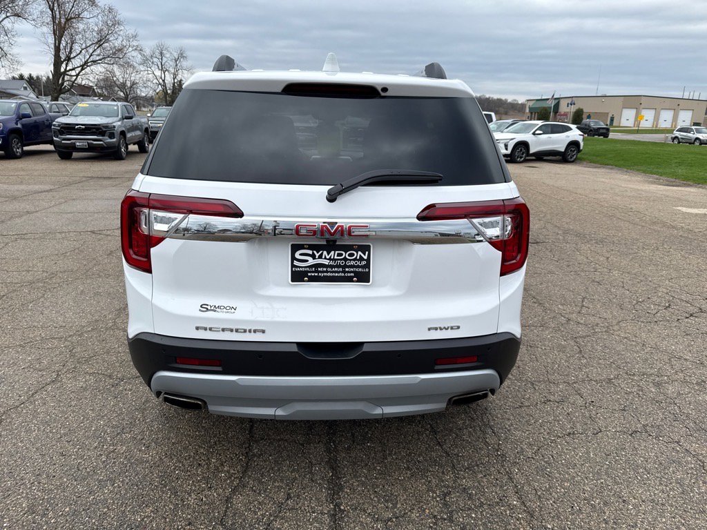 2023 Gmc Acadia SLE photo 4