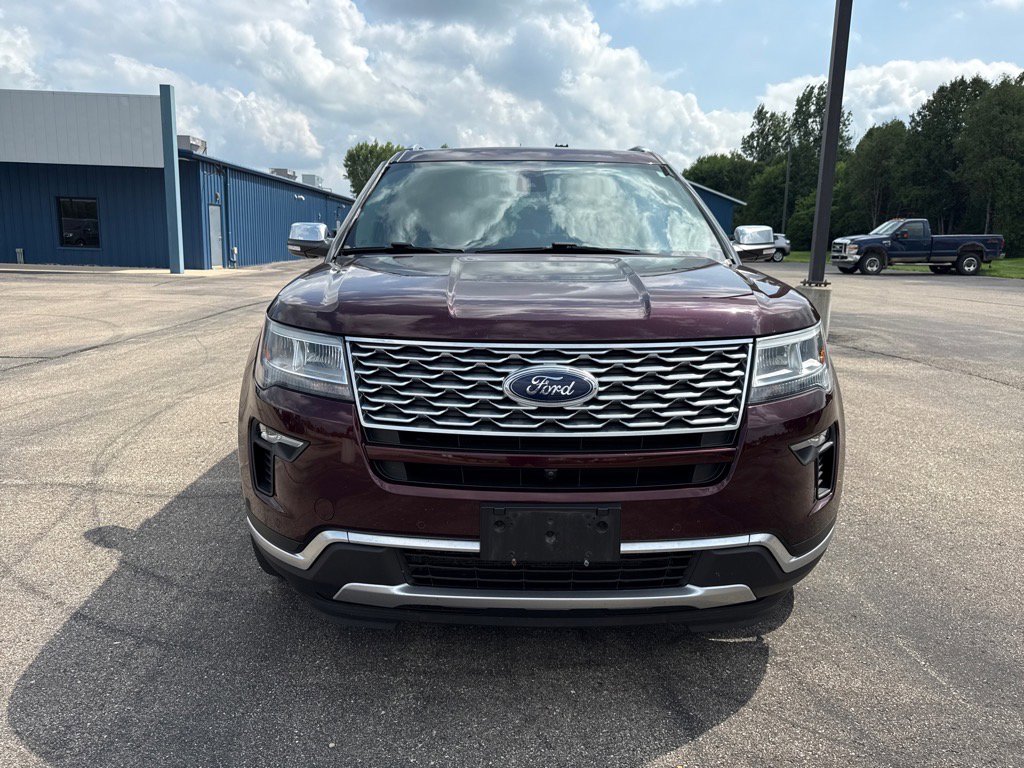 2018 Ford Explorer Platinum photo 2