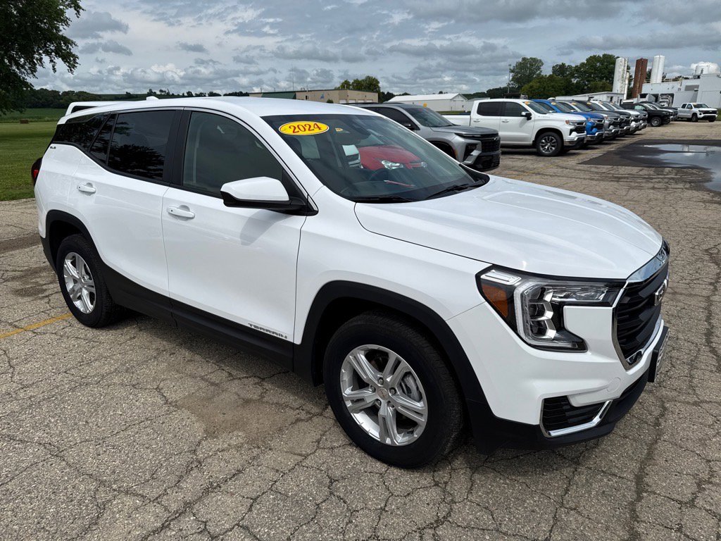 2024 Gmc Terrain SLE photo 4