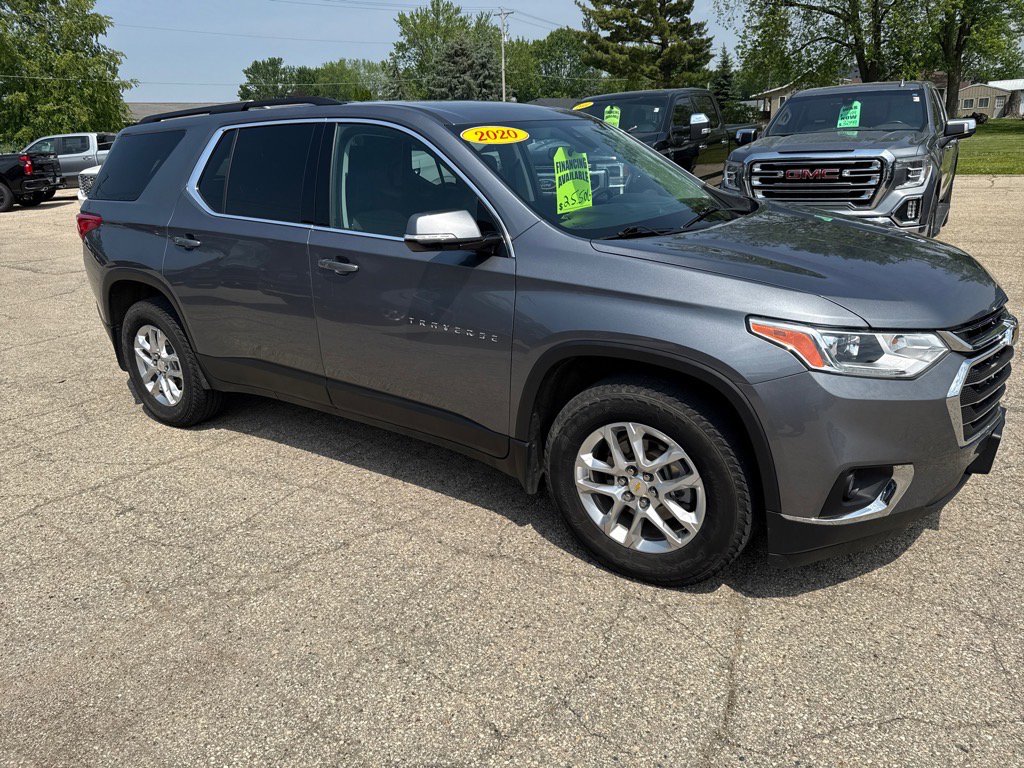Used 2020 Chevrolet Traverse 1LT with VIN 1GNEVGKWXLJ214050 for sale in New Glarus, WI