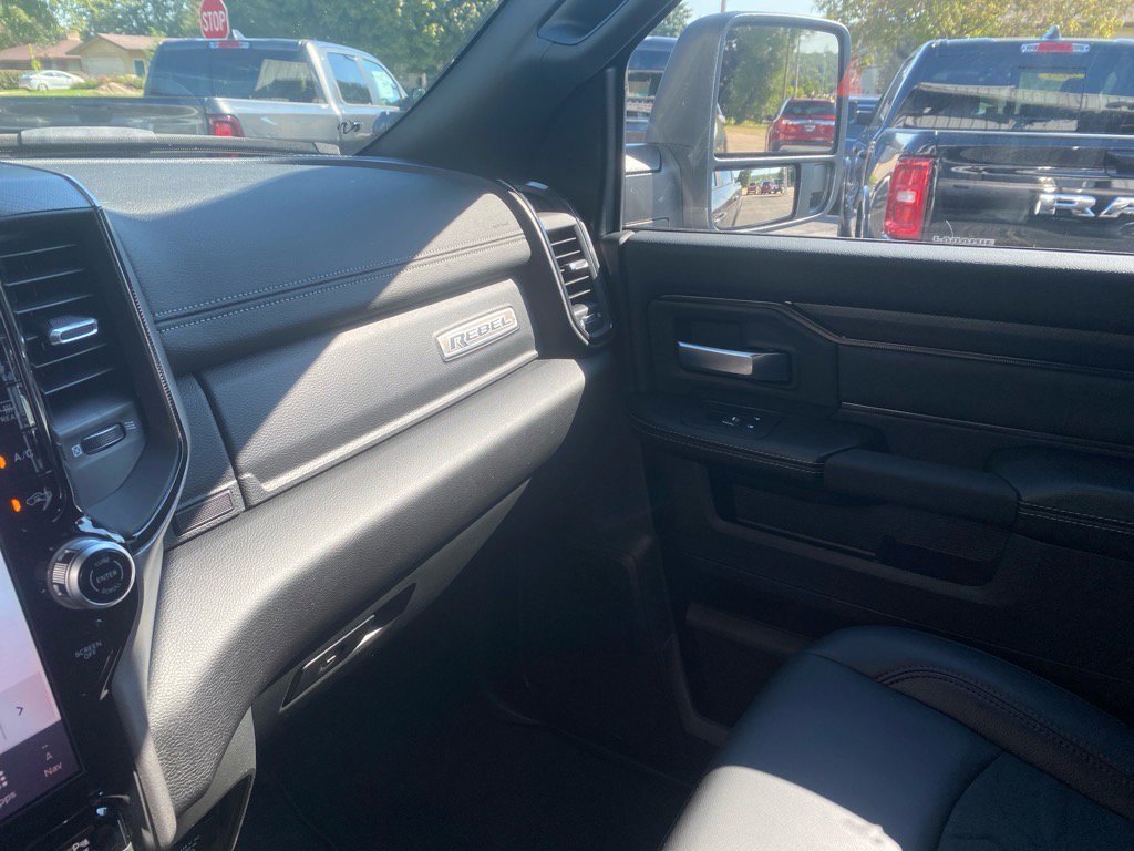 2026 RAM 2500 Rebel - Photo 15