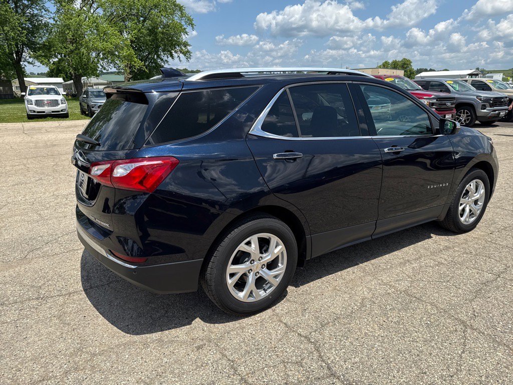 2021 Chevrolet Equinox Premier photo 3