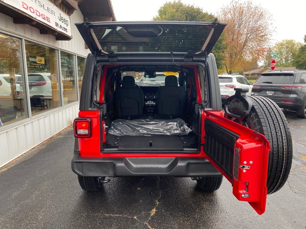 2026 Jeep Wrangler 4-Door Sport S - Photo 19