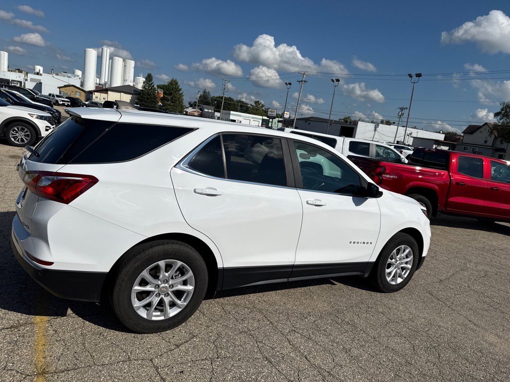 2021 Chevrolet Equinox photo 4