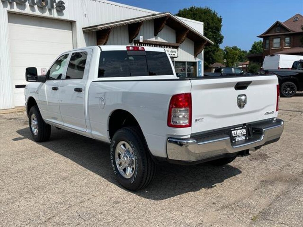 New 2023 Ram 2500 TRADESMAN CREW CAB 4X4 6'4 BOX For Sale New Glarus WI