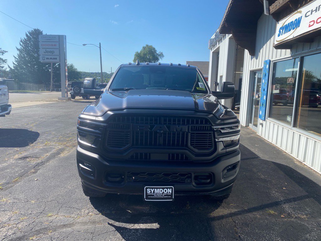 2026 RAM 2500 Rebel - Photo 2