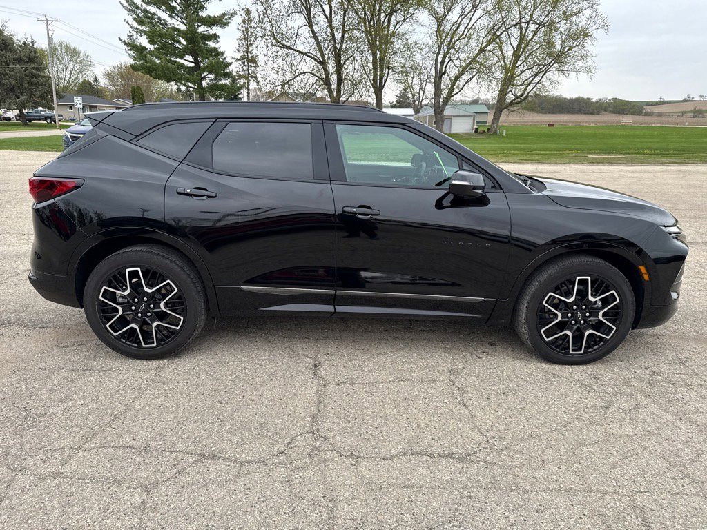 Used 2023 Chevrolet Blazer RS with VIN 3GNKBKRSXPS168533 for sale in New Glarus, WI