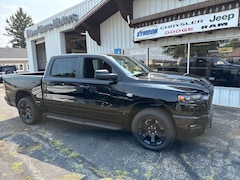 2026 Ram 1500 EXPRESS CREW CAB 4X4 5'7 BOX Pickup