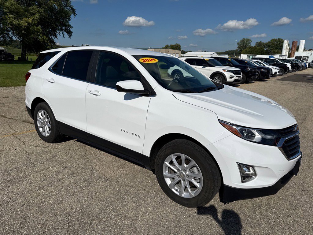 2021 Chevrolet Equinox photo 2