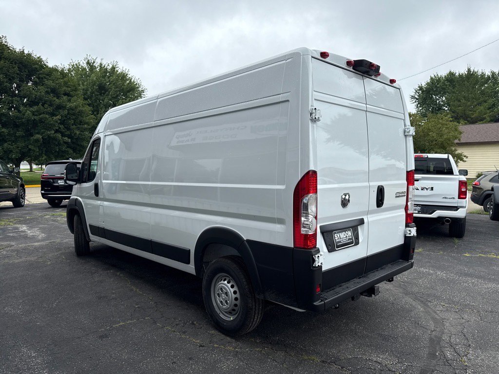 2025 Ram ProMaster 2500 photo 4