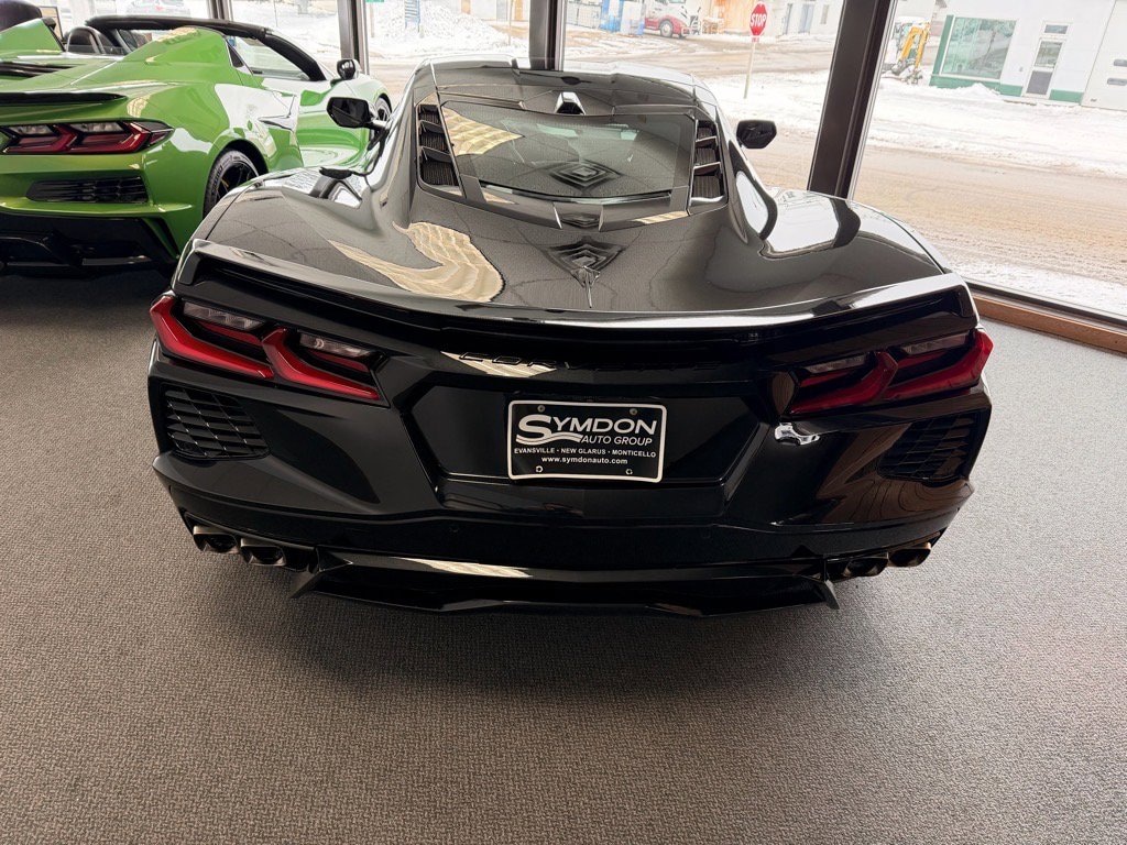 Used 2024 Chevrolet Corvette Stingray w/2LT Coupe