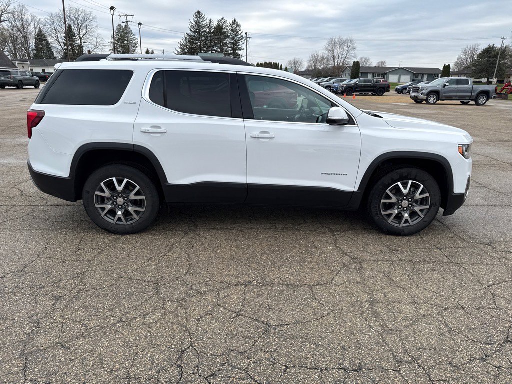 Used 2023 GMC Acadia SLE with VIN 1GKKNRL4XPZ217952 for sale in New Glarus, WI