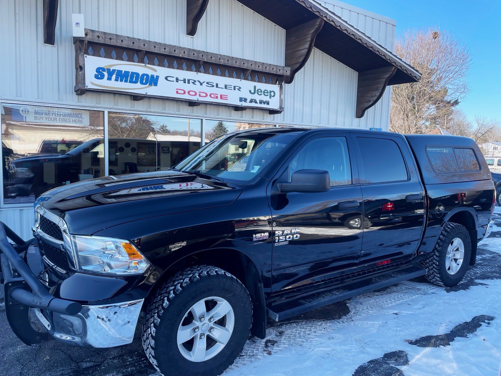 2020 RAM 1500 Classic Tradesman 4x4 Crew Cab 5'7's photo
