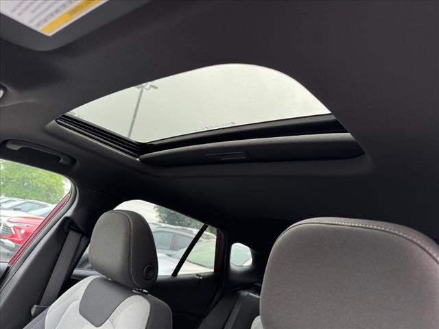 2025 Chevrolet Trax photo 3