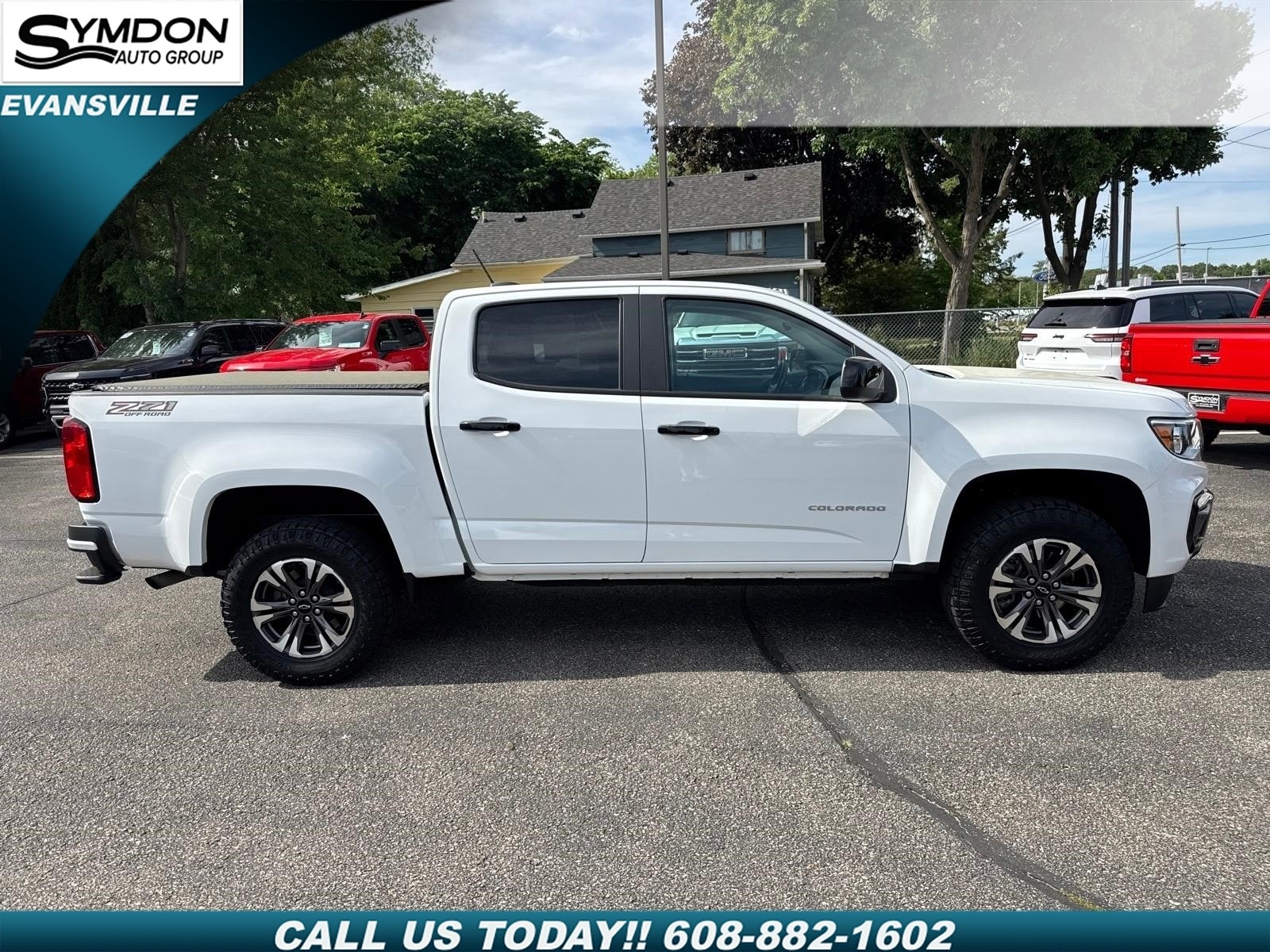 2022 Chevrolet Colorado Z71 - Photo 2