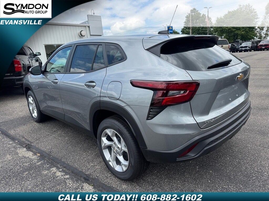New 2026 Chevrolet Trax LS SUV