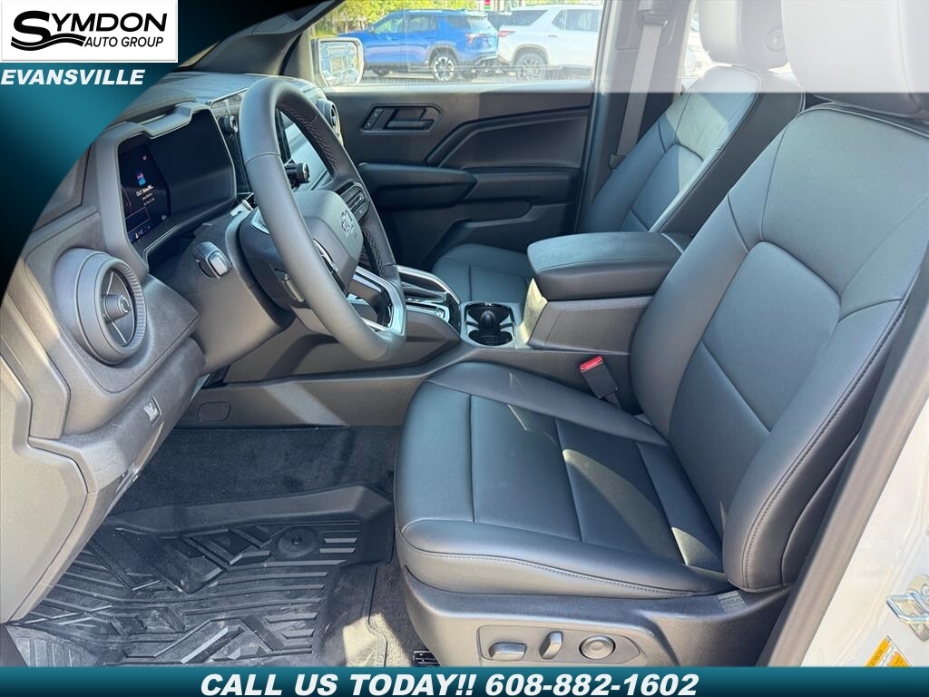 2026 Chevrolet Colorado Trail Boss photo 3