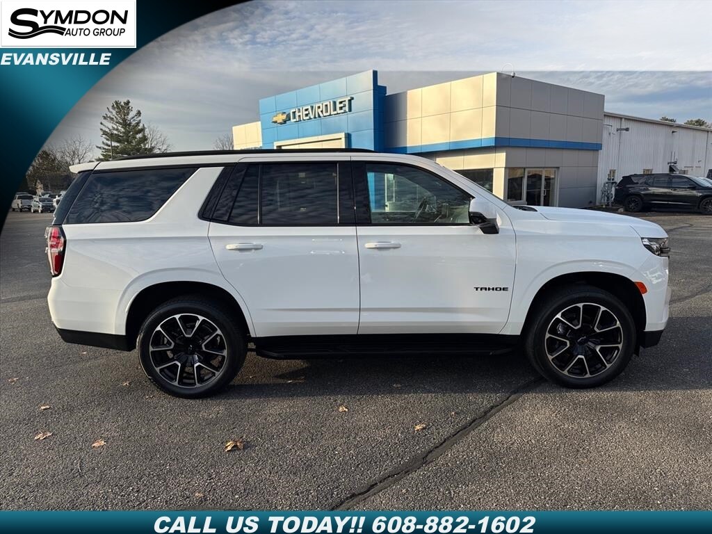 2024 Chevrolet Tahoe RST photo 2