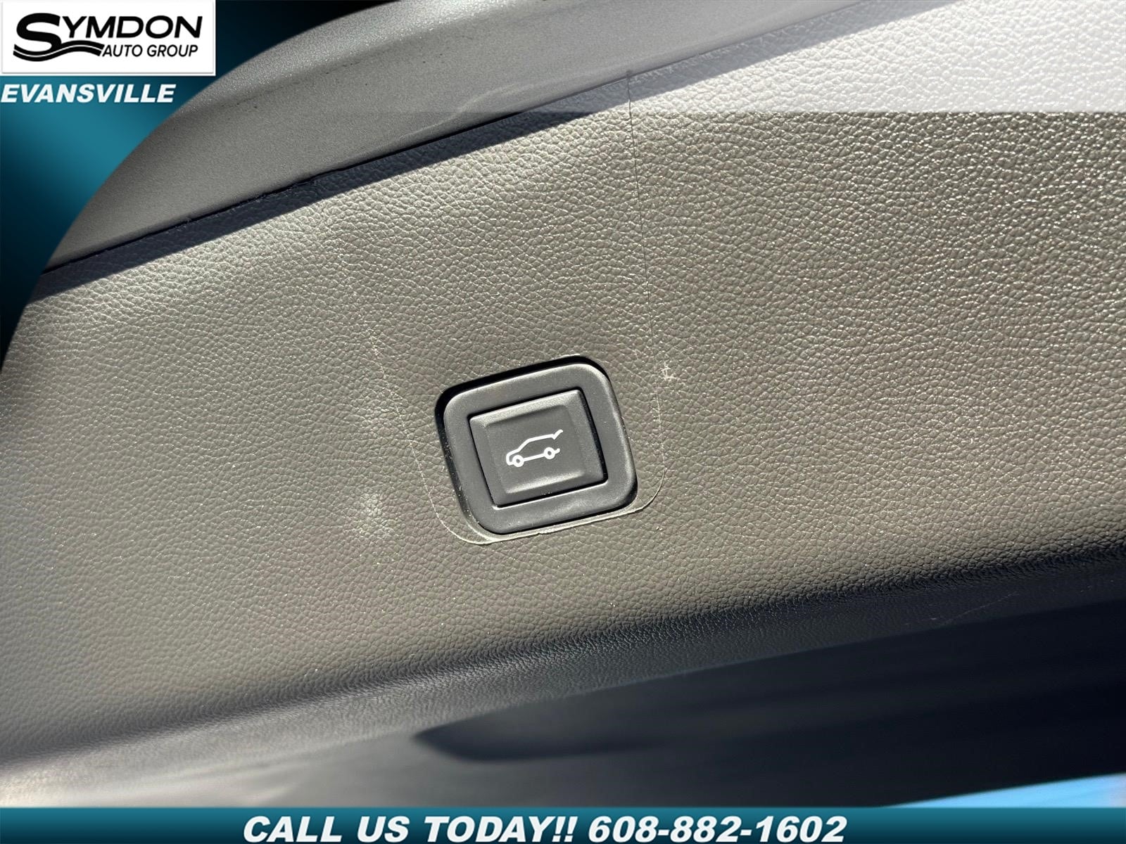 2023 Chevrolet Traverse 1LT - Photo 6