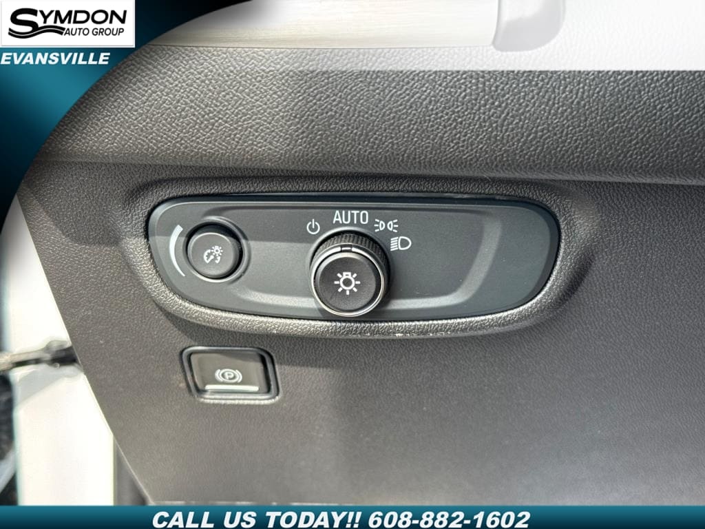 2024 GMC Terrain SLE - Photo 19