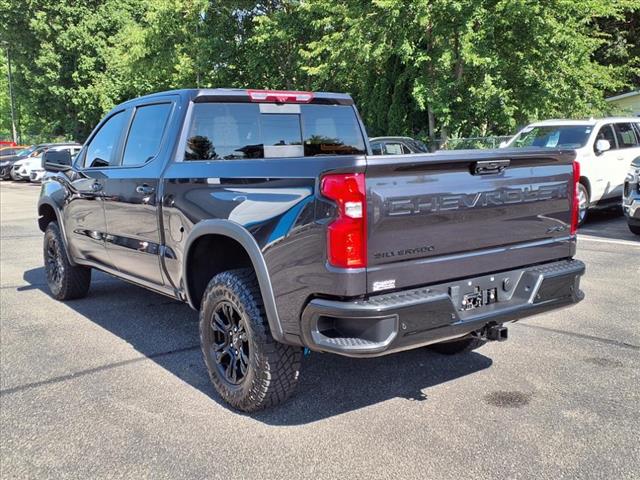 2024 Chevrolet Silverado 1500 ZR2 photo 3