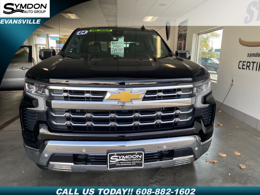 2024 Chevrolet Silverado 1500 LTZ photo 3
