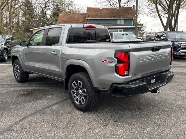 2023 Chevrolet Colorado Z71 photo 4
