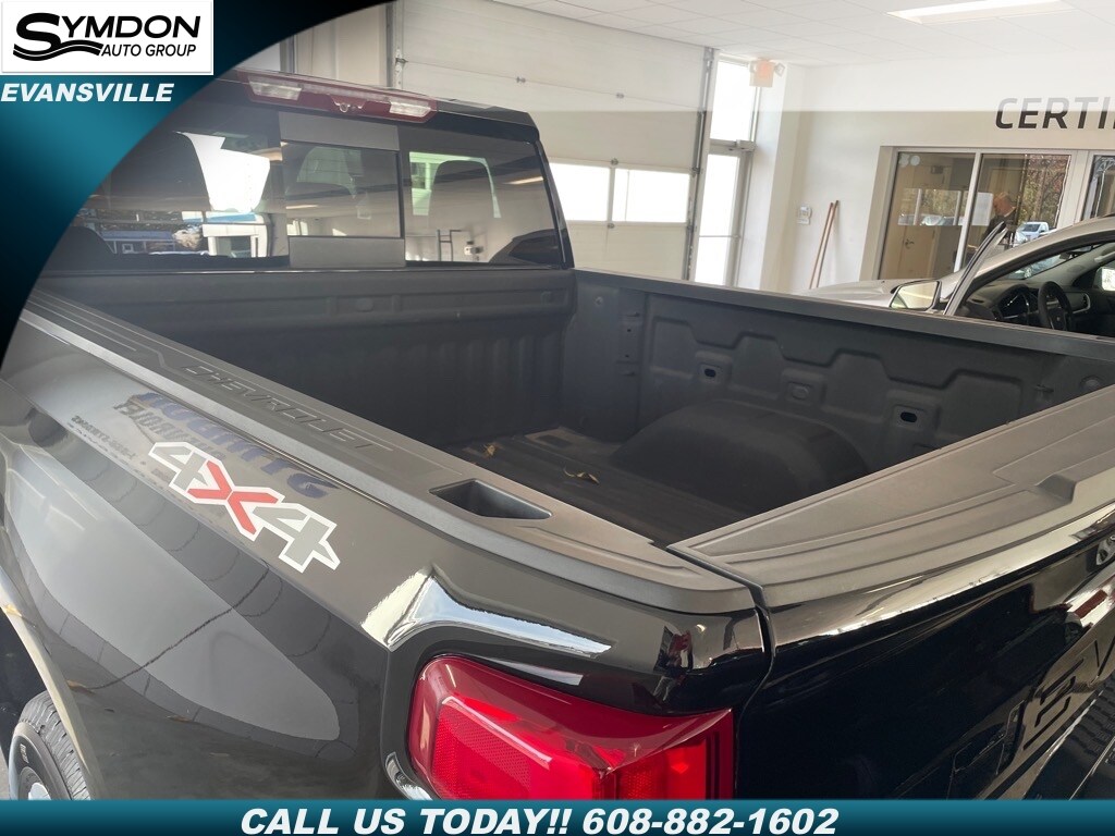 2024 Chevrolet Silverado 1500 LTZ photo 4