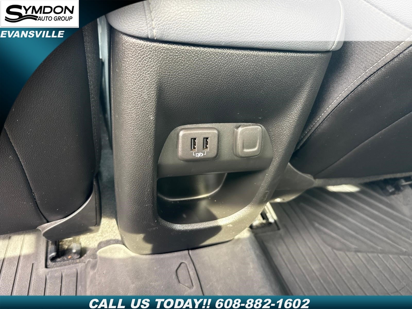 2022 Chevrolet Colorado Z71 - Photo 9