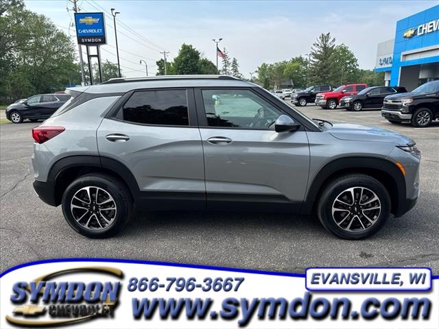 Used 2024 Chevrolet TrailBlazer LT with VIN KL79MRSL4RB047926 for sale in Evansville, WI