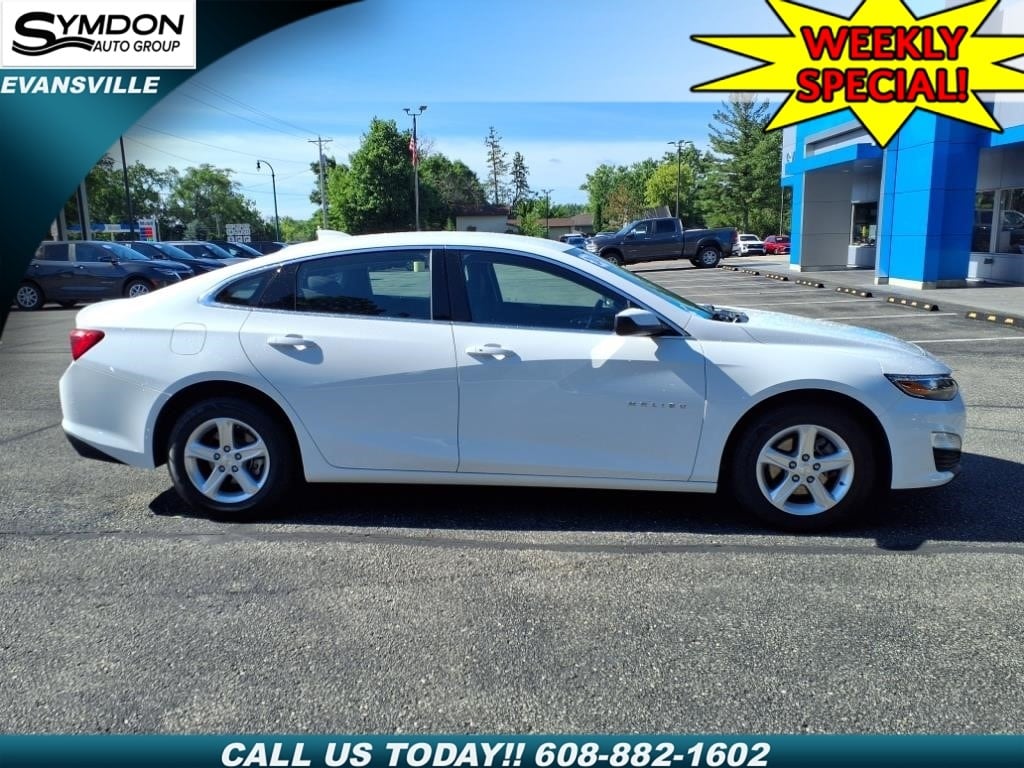 Used 2024 Chevrolet Malibu 1LT with VIN 1G1ZD5ST1RF128413 for sale in Evansville, WI