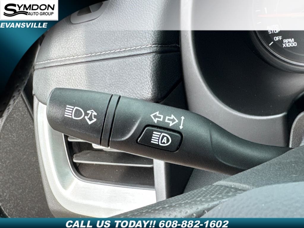 2024 GMC Terrain SLE - Photo 18