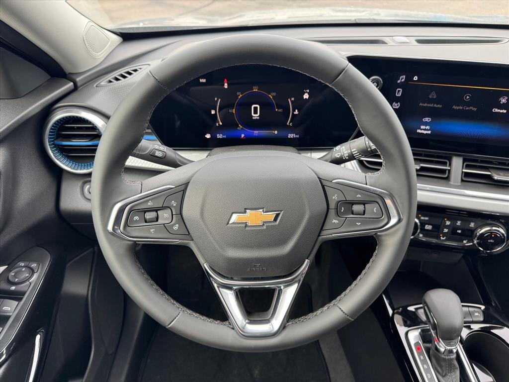 2026 Chevrolet Trax LT photo 3