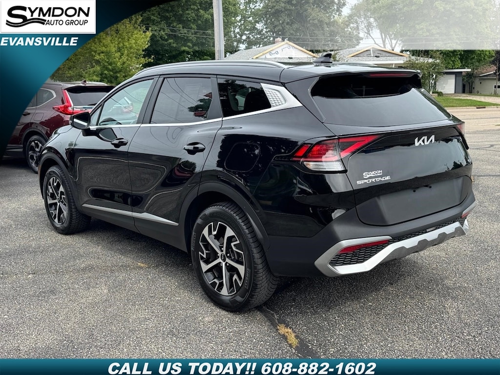 Used 2023 Kia Sportage EX SUV