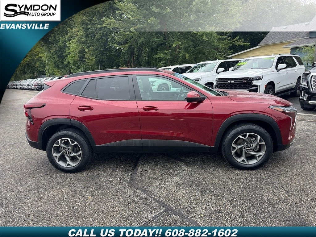 Used 2024 Chevrolet Trax LT SUV