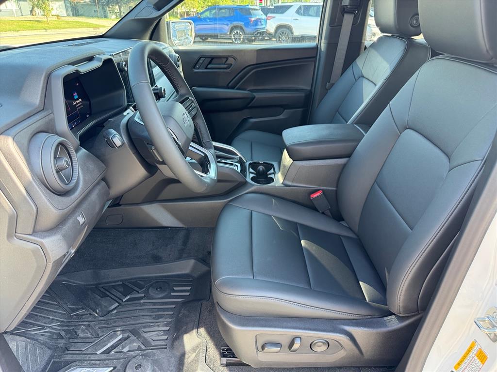 2026 Chevrolet Colorado Trail Boss photo 4