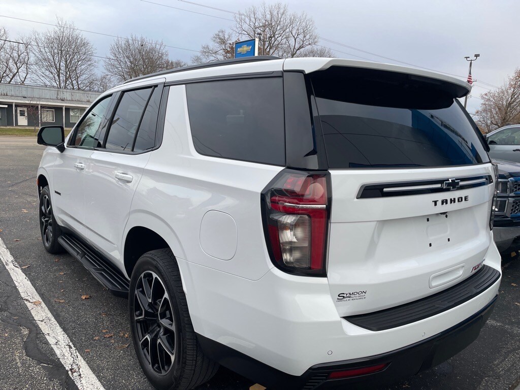 2024 Chevrolet Tahoe RST photo 4