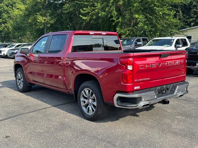 2020 Chevrolet Silverado 1500 LT photo 3