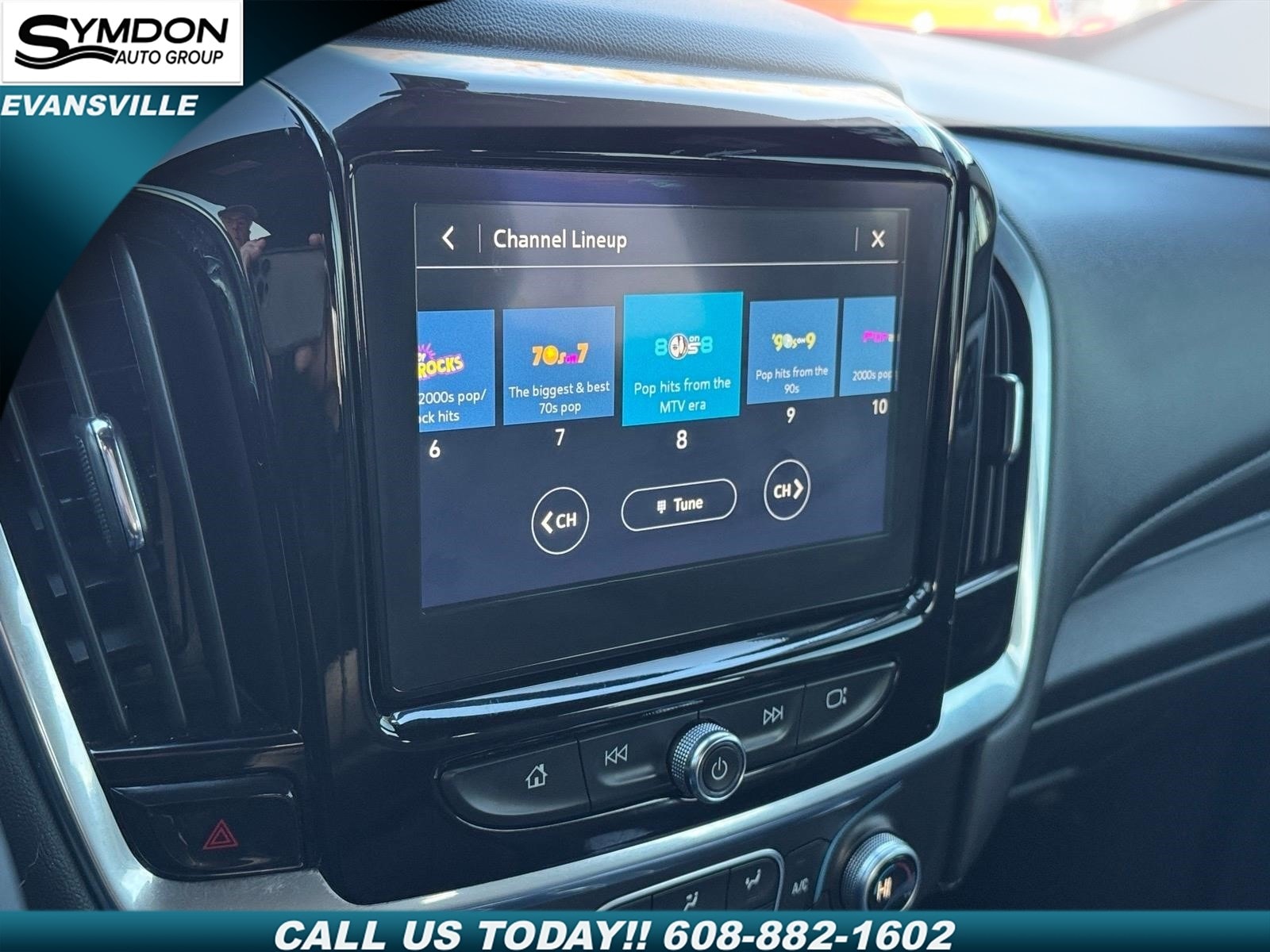 2023 Chevrolet Traverse 1LT - Photo 21