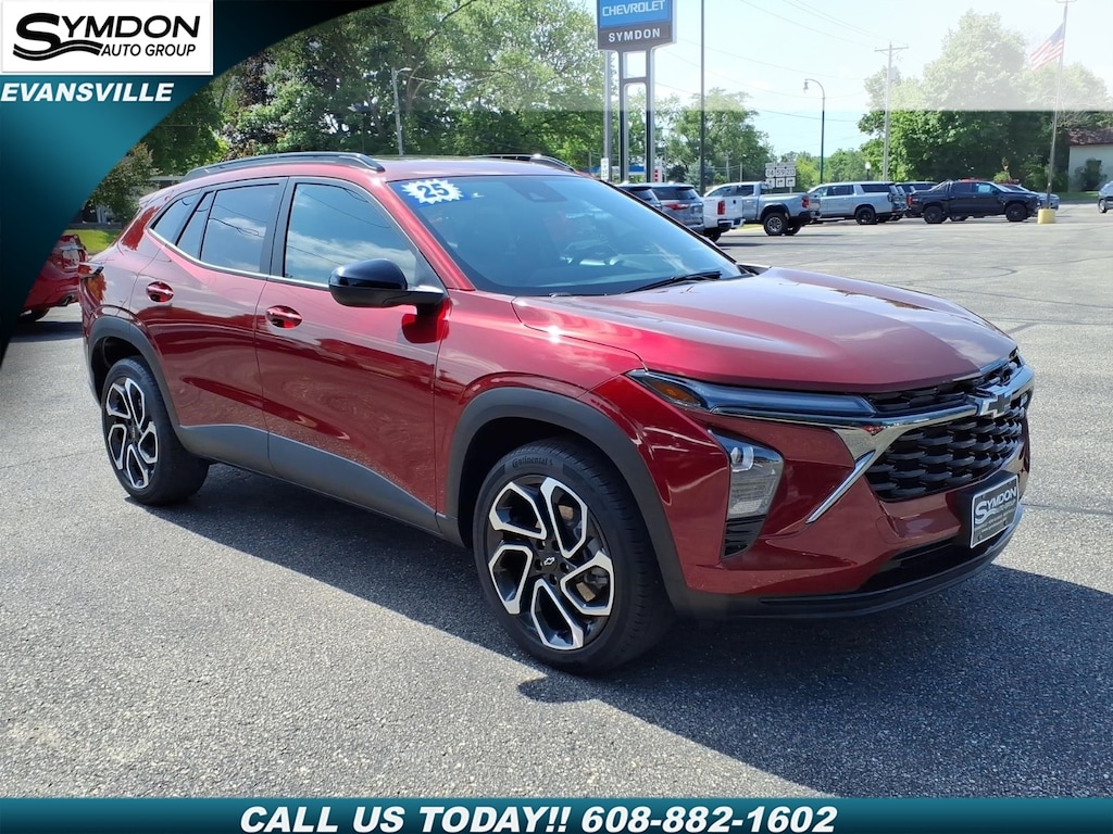 Used 2025 Chevrolet Trax 2RS SUV