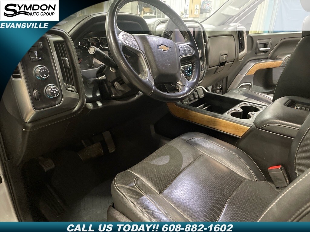 2019 Chevrolet Silverado 3500HD LTZ photo 3