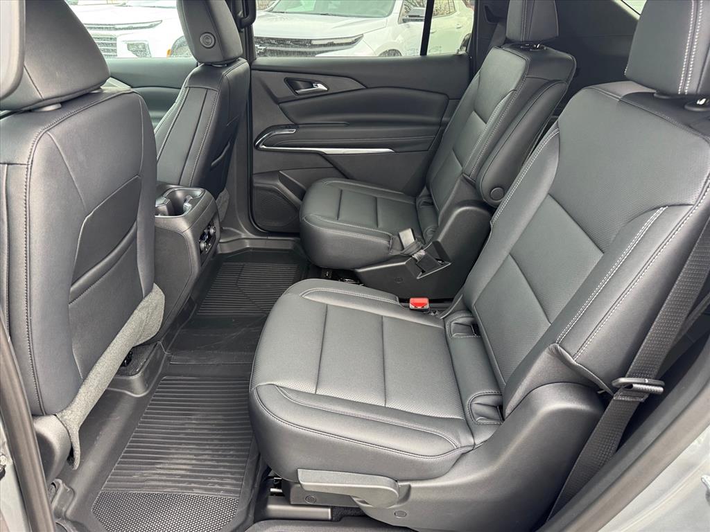2026 Chevrolet Traverse photo 4